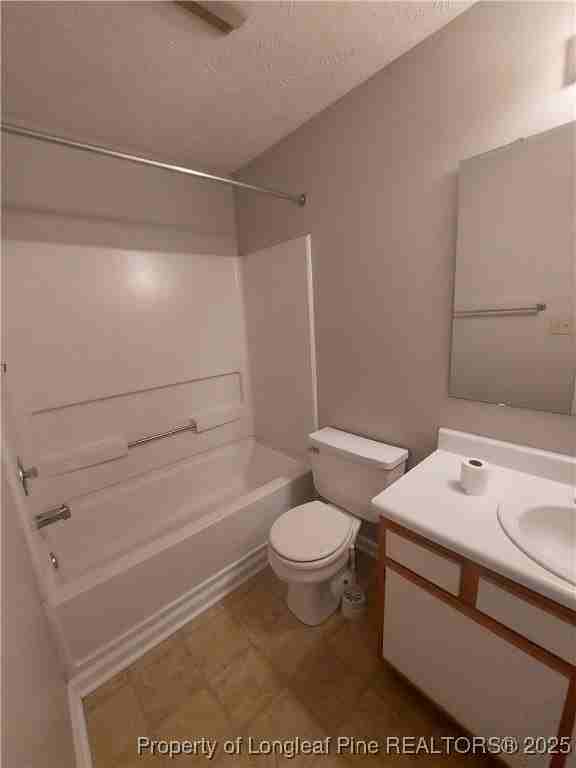 300 Waterdown Dr Apt 8 #8 - Photo 7 of 11