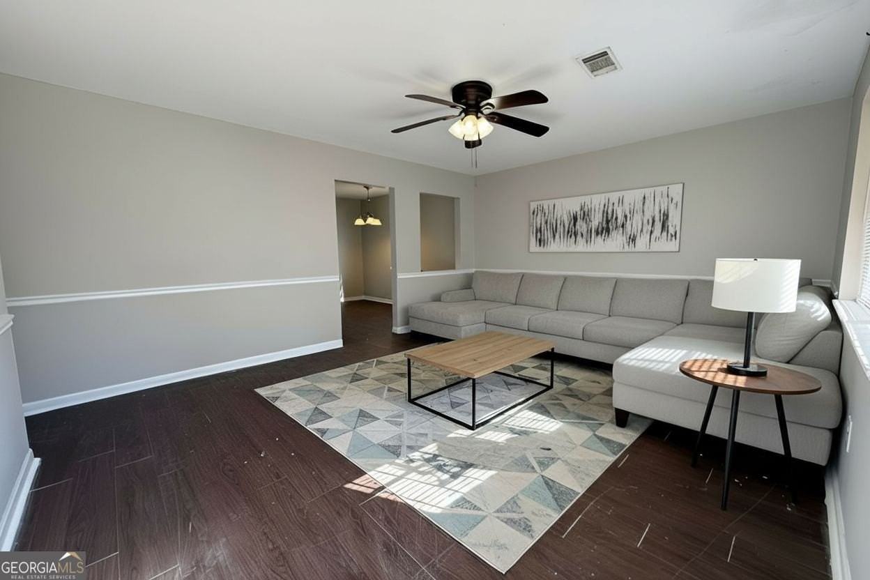 7 W Park Ct - Photo 2 of 13