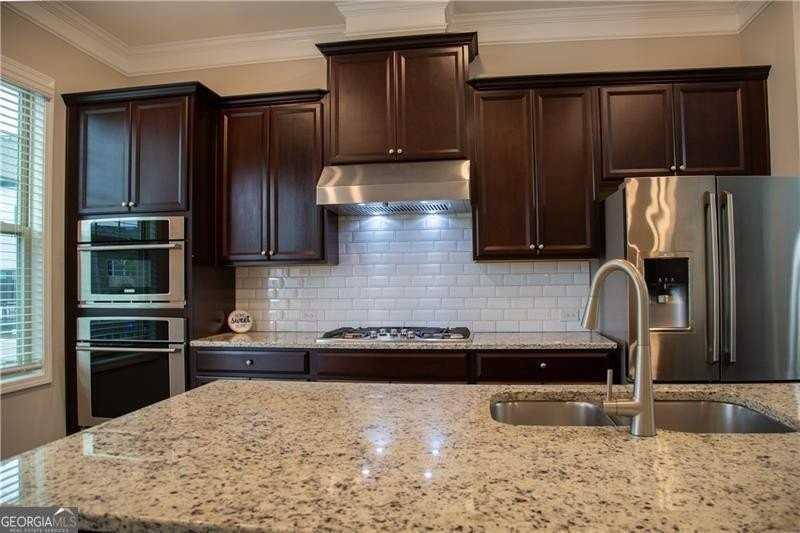 753 Topsail Ln - Photo 4 of 46