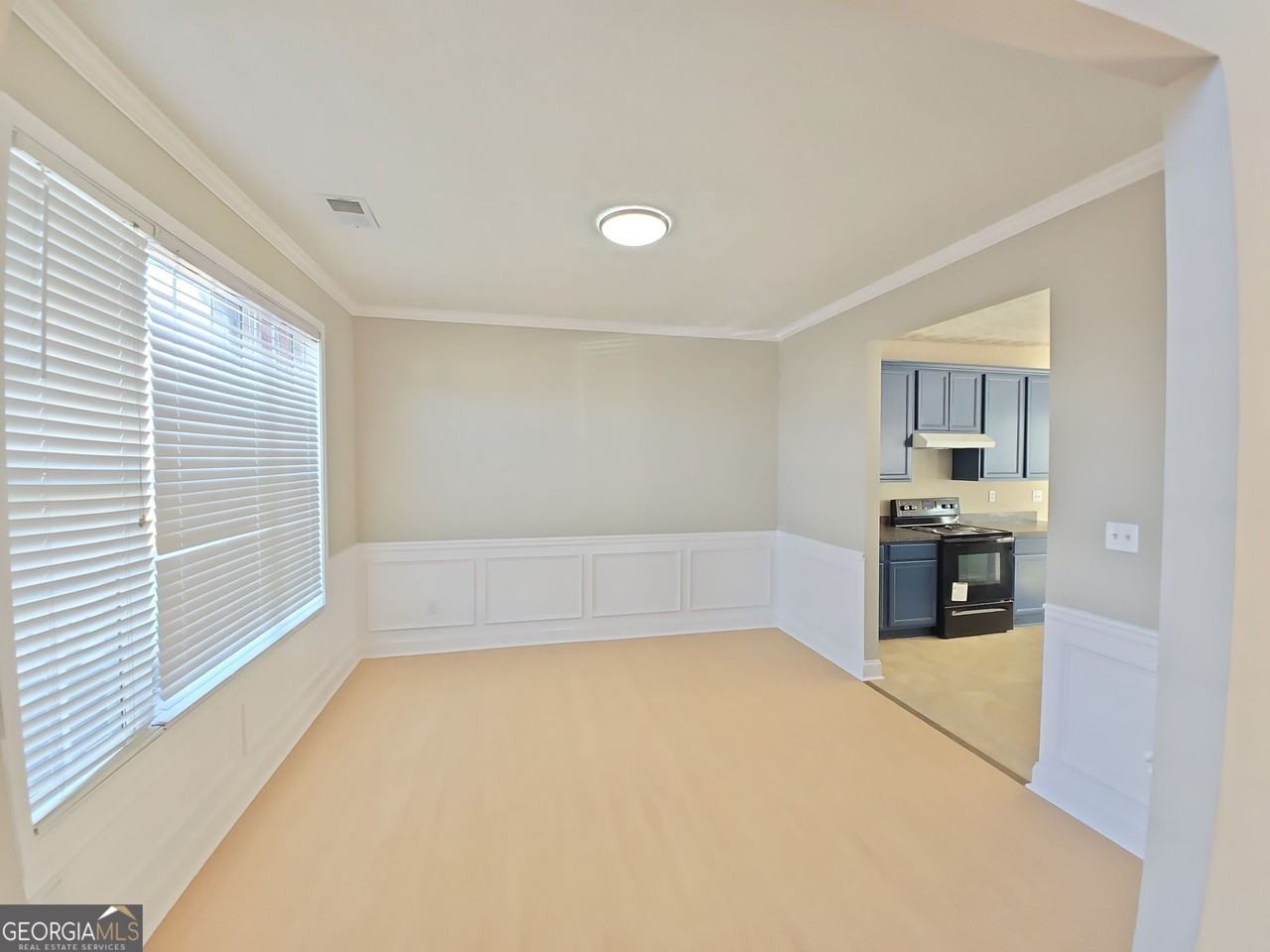 437 Bedford Xing - Photo 3 of 18