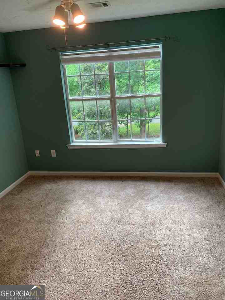 123 Rayner Dr - Photo 7 of 14