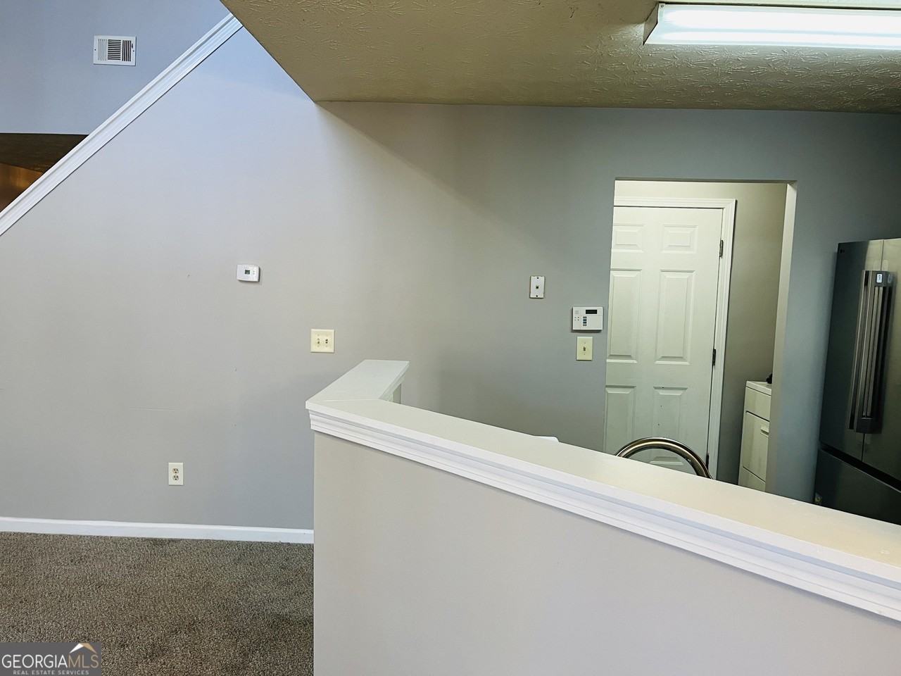 2119 Manhattan Pkwy - Photo 7 of 25