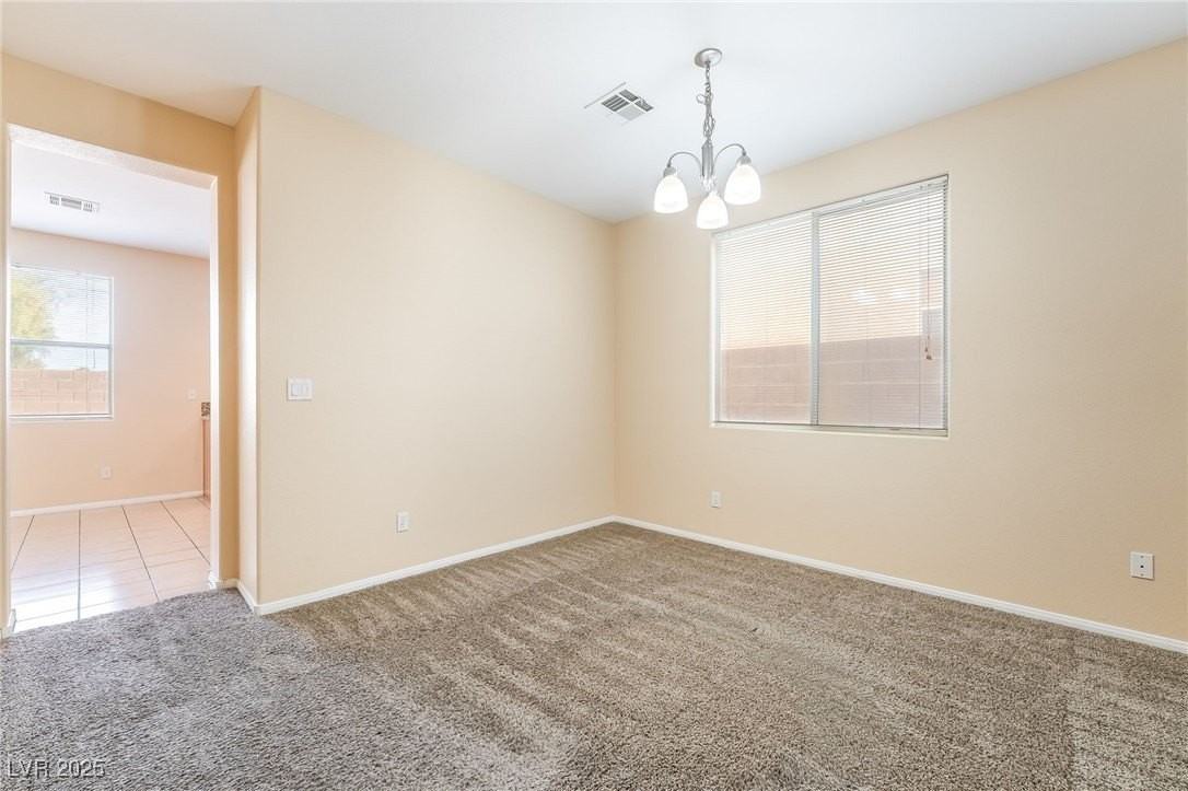 744 Blue Barrel St - Photo 7 of 39