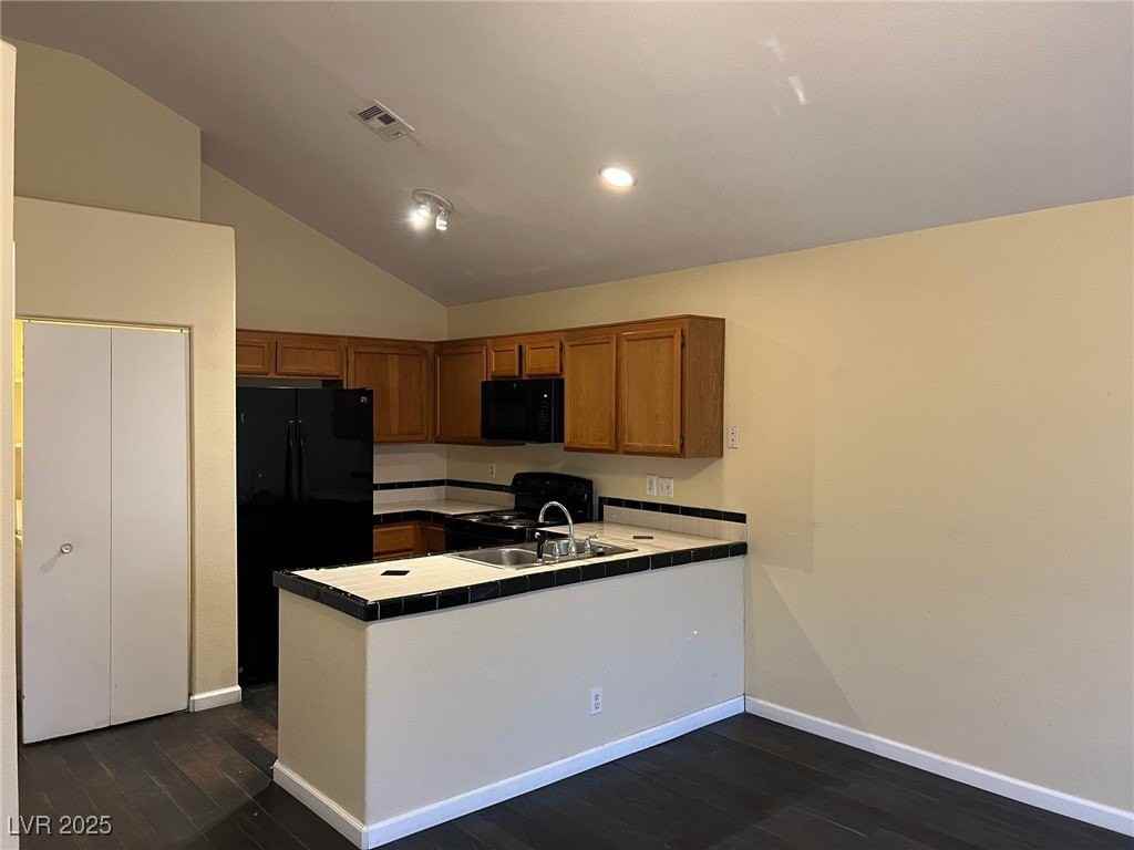 2121 Sun Swept Way - Photo 4 of 16