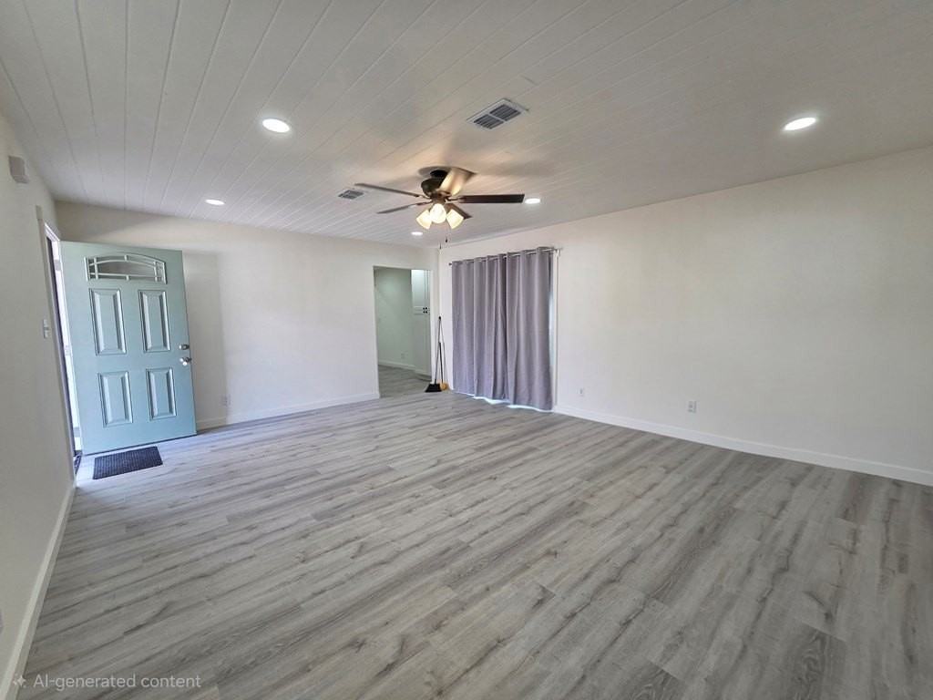 1625 North St - Photo 4 of 20