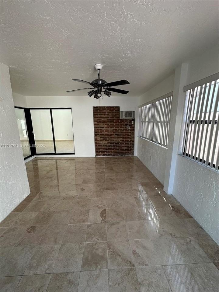 1281 Sw 124th Ct #21G - Photo 4 of 17