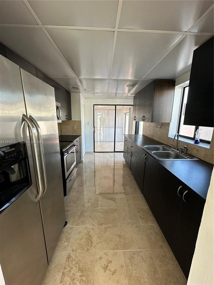 1281 Sw 124th Ct #21G - Photo 6 of 17