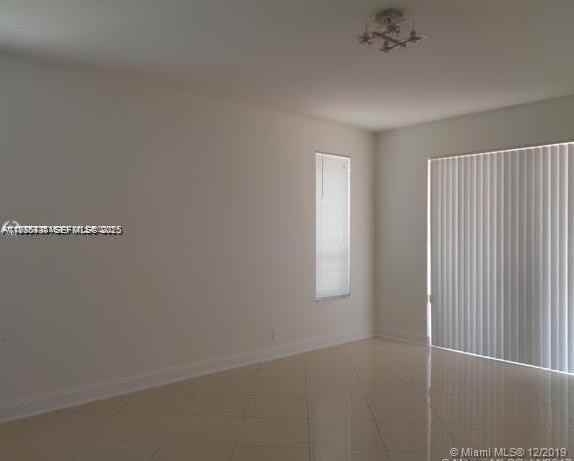 3013 Woodlands Dr #3013 - Photo 7 of 8