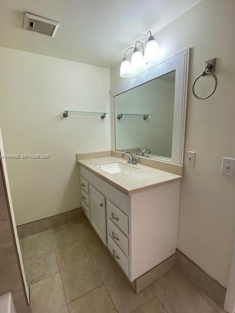 520 Orton Ave #503 - Photo 6 of 8