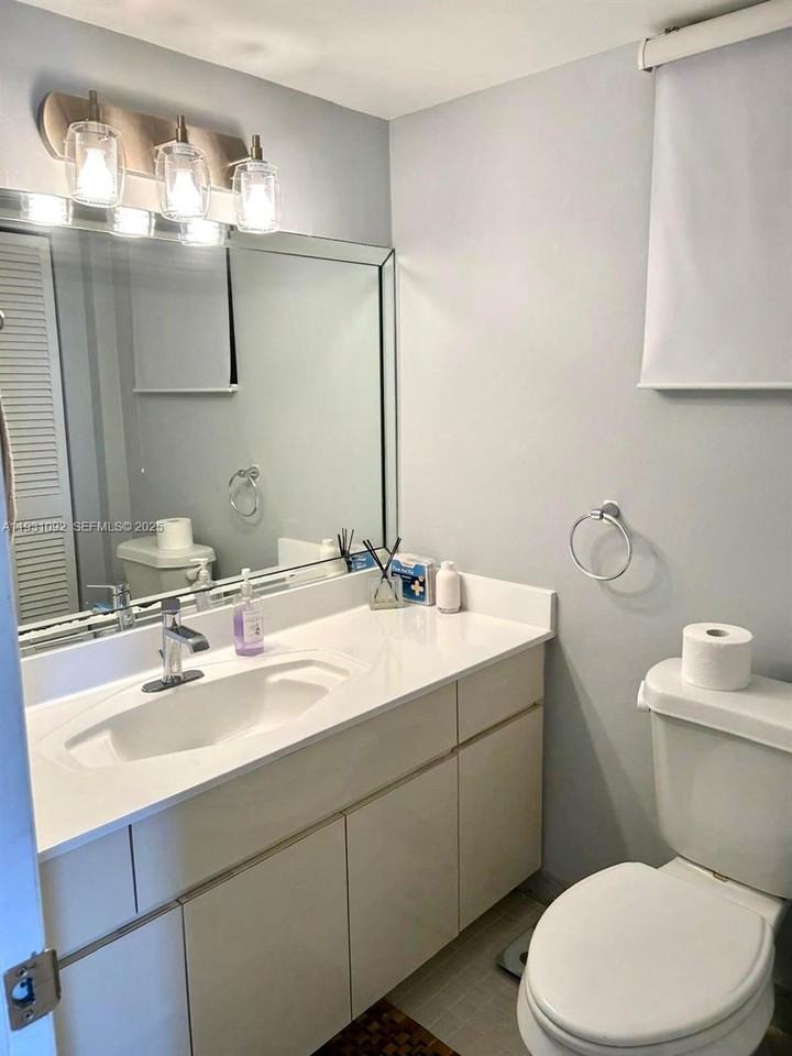 750 N Ocean Blvd #1106 - Photo 7 of 8