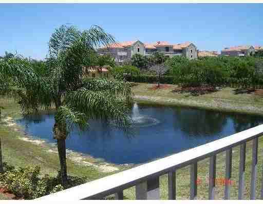 3884 Nw 90th Ave #3884 - Photo 6 of 8