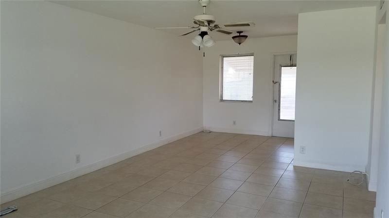 2734 Fillmore St #3E - Photo 2 of 8