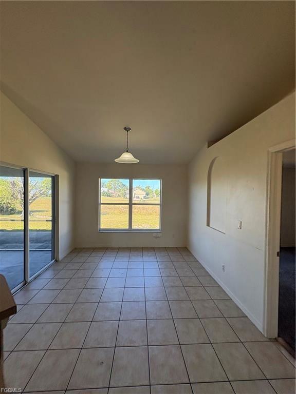 2702 Sw 9th Ave - Photo 3 of 8