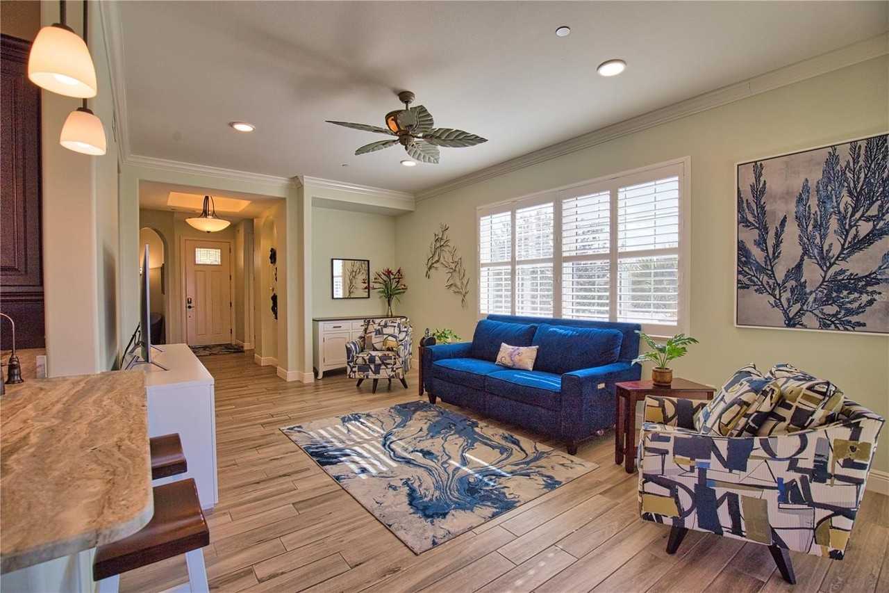 830 The Esplanade N #201 - Photo 7 of 42