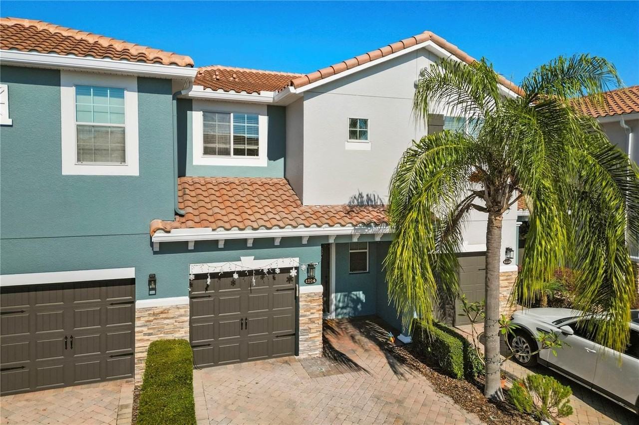 1994 Silverweed Way - Photo 2 of 42