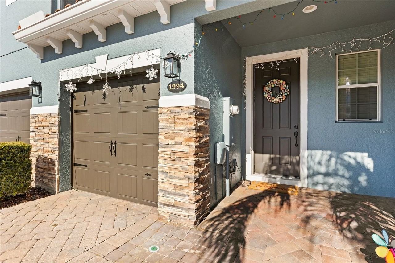 1994 Silverweed Way - Photo 3 of 42