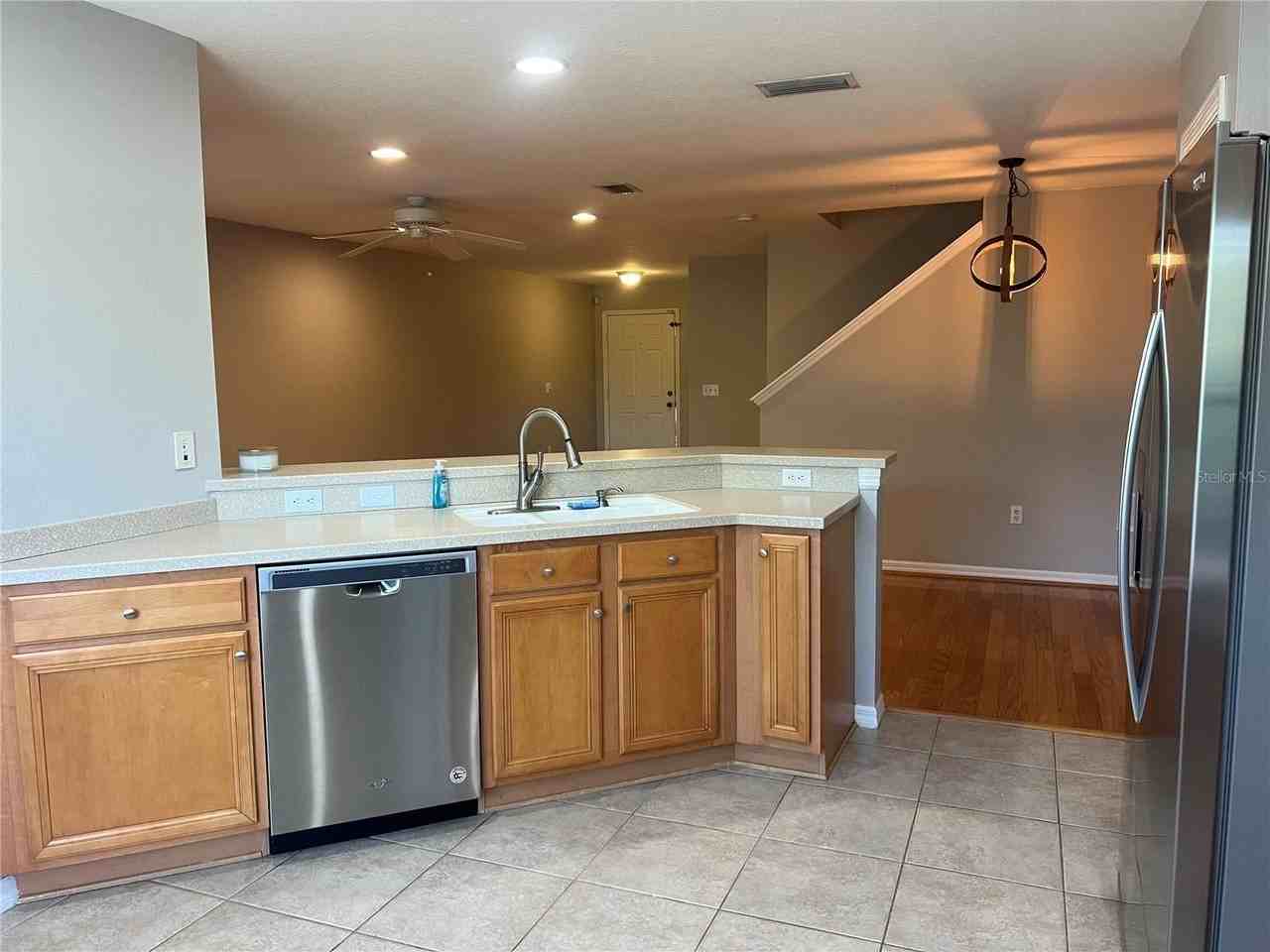 1509 Water Terrace Ln - Photo 5 of 15