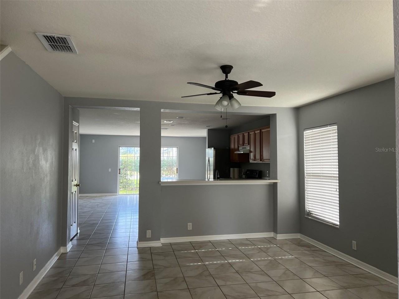 2031 Searay Shore Dr - Photo 5 of 15