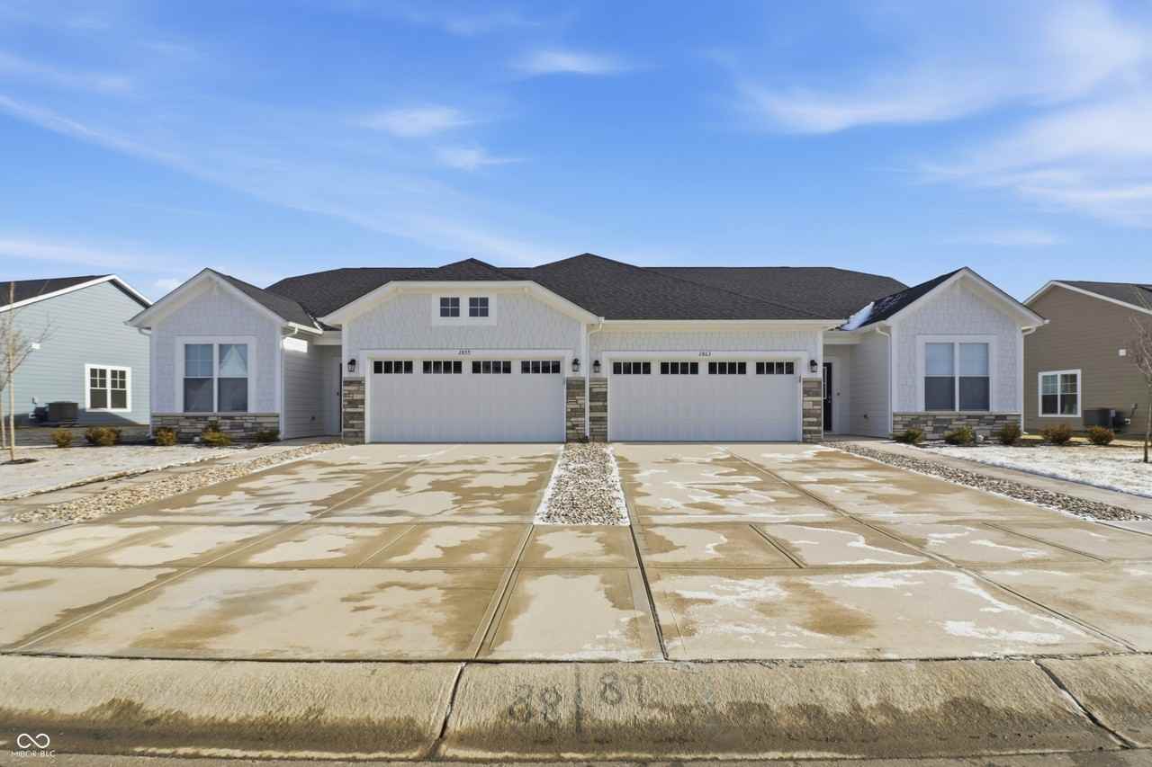 2855 Piper Pl - Photo 3 of 43