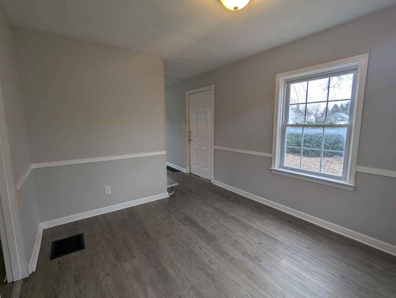 2880 Ruhl Ave #1 - Photo 6 of 11