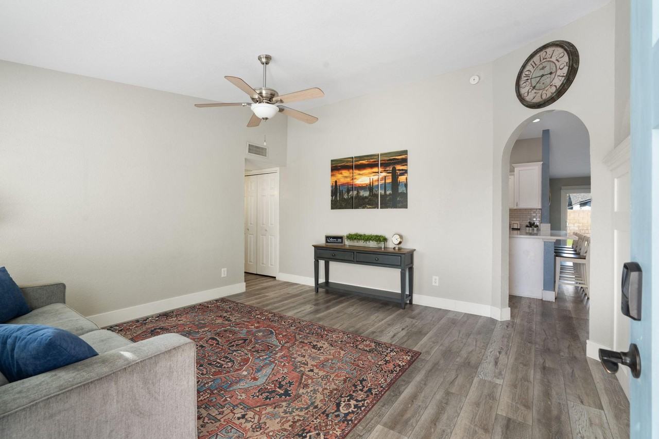 E Carmel Ave - Photo 3 of 14