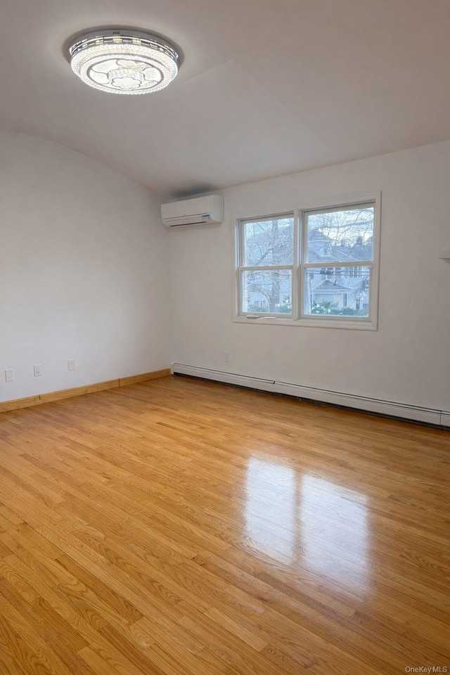 21427 38th Ave 2nd Fl #2ndFL - Photo 3 of 6