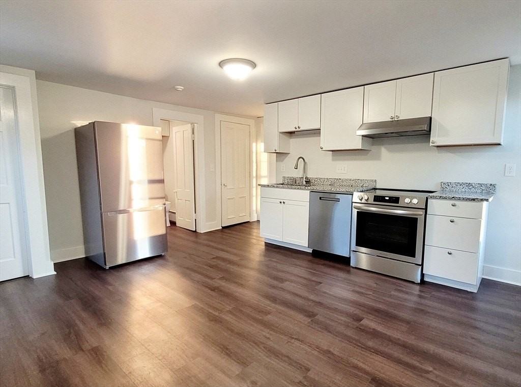 2 Oak St Apt 3 #3 - Photo 2 of 13