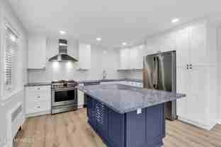 283 Spring St Apt 3a #3A - Photo 1 of 1