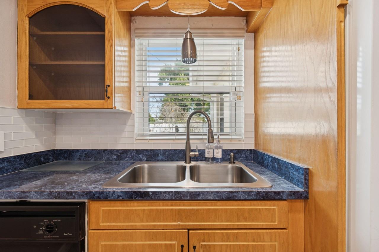 Aragon Way S - Photo 4 of 24