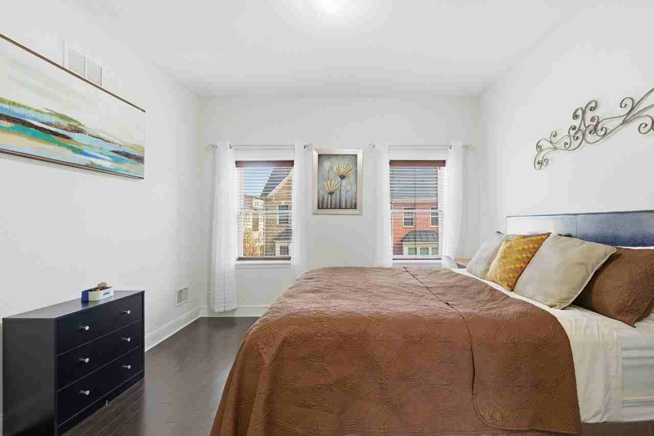 Mcdonogh St - Photo 7 of 8