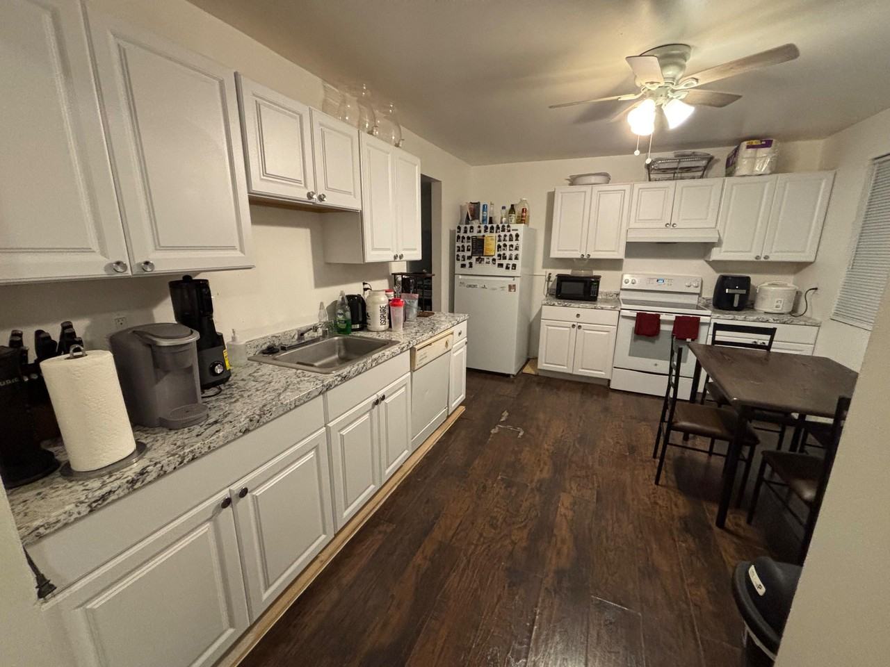 Buckland Ct - Photo 4 of 25