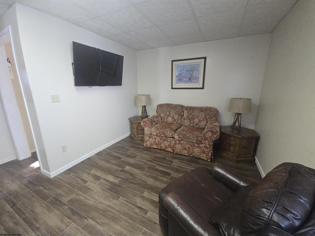 1 College Ave - Photo 3 of 9