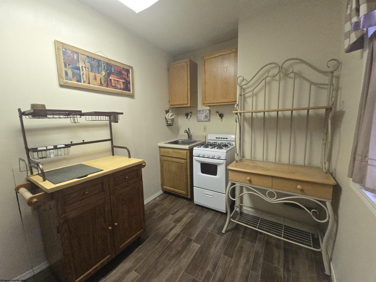 1 College Ave - Photo 5 of 9