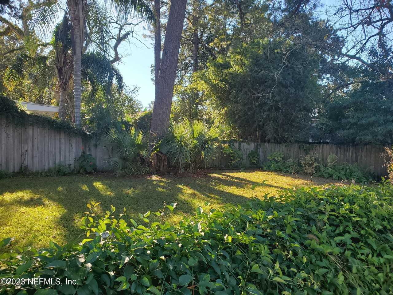 1450 Talbot Ave - Photo 5 of 21