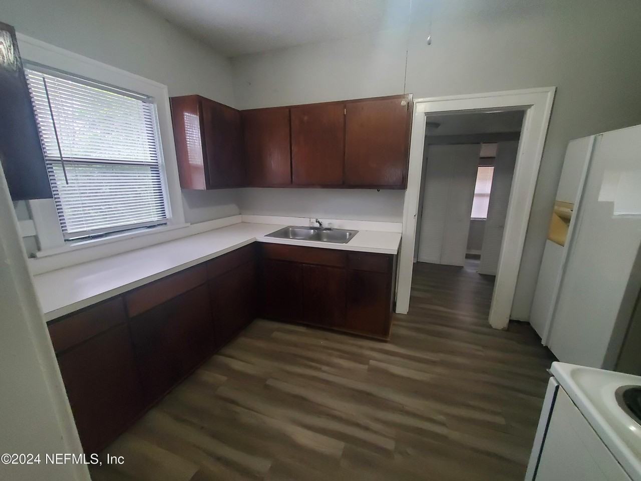 1218 Challen Ave - Photo 6 of 13