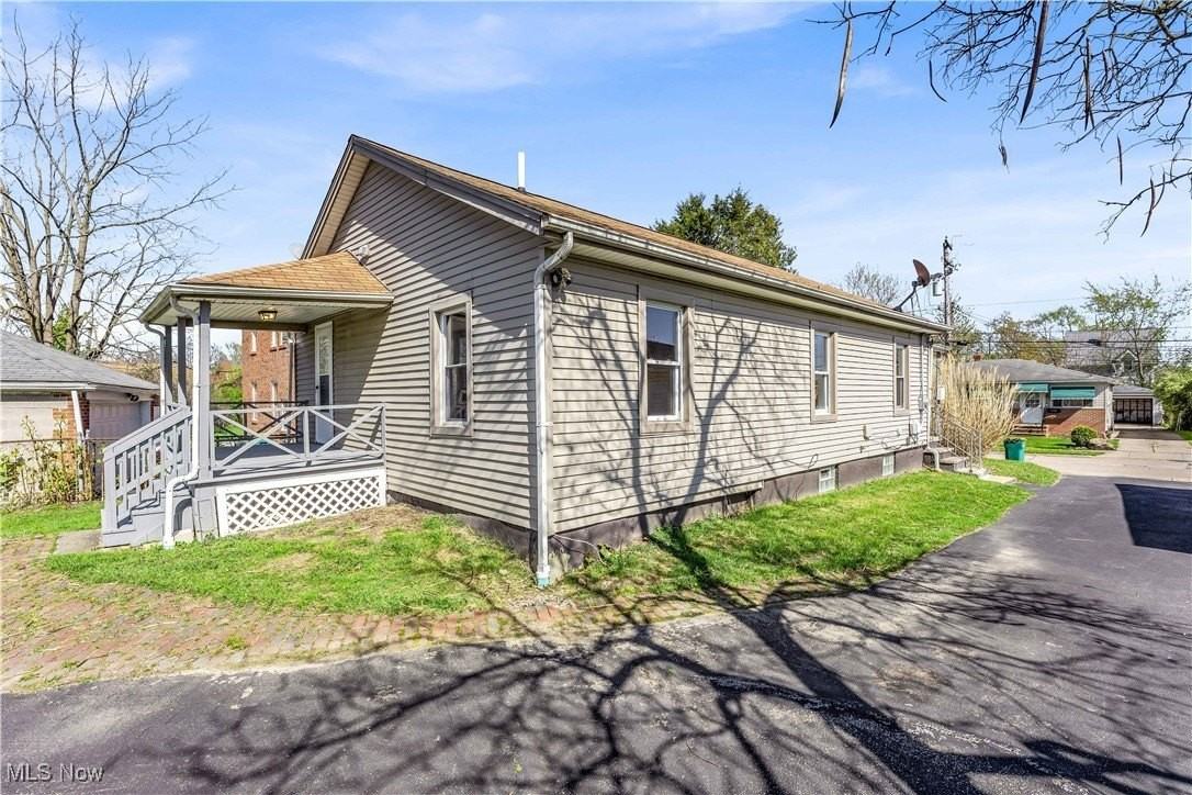 5656 Lafayette Ave - Photo 2 of 27