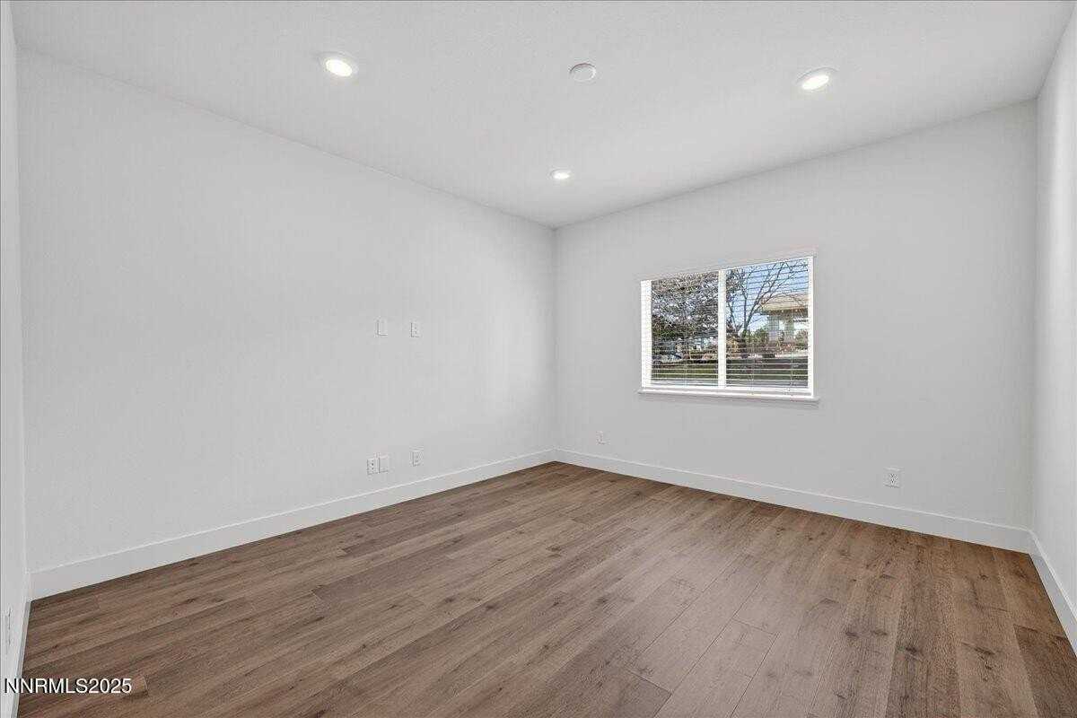 1629 Icelandic Way - Photo 7 of 43