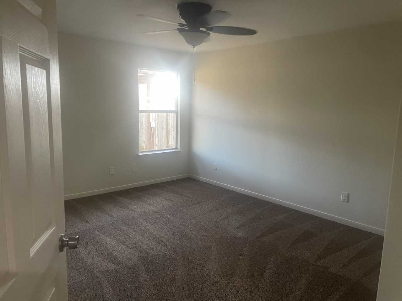 4307 Sunflower Creek Ln #1 - Photo 7 of 27