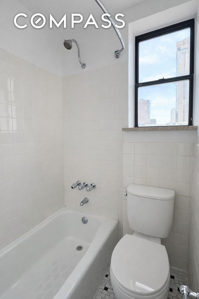 270 E 78th St #24 - Photo 4 of 4