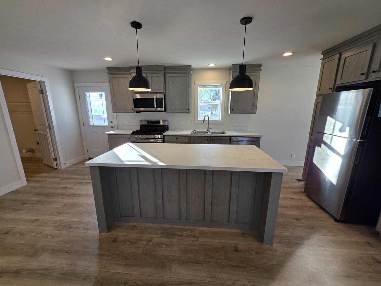 175 N Michigan Ave #207