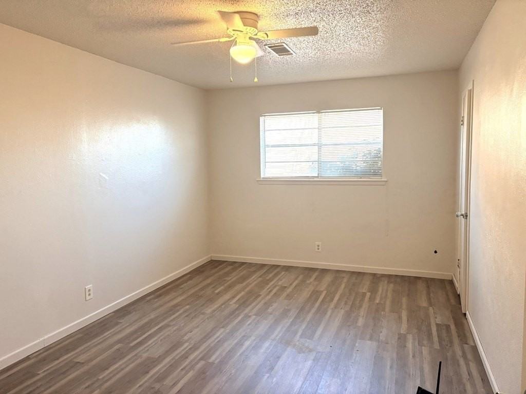 3527 W Wadley Ave - Photo 7 of 11