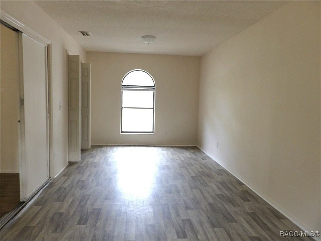 1002 Leroy Bellamy Rd - Photo 7 of 8