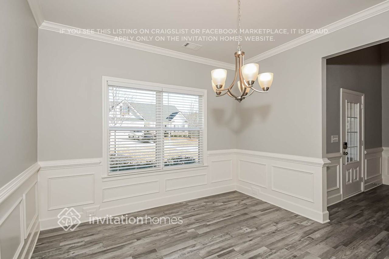 5853 Ridgedale Ct - Photo 6 of 18