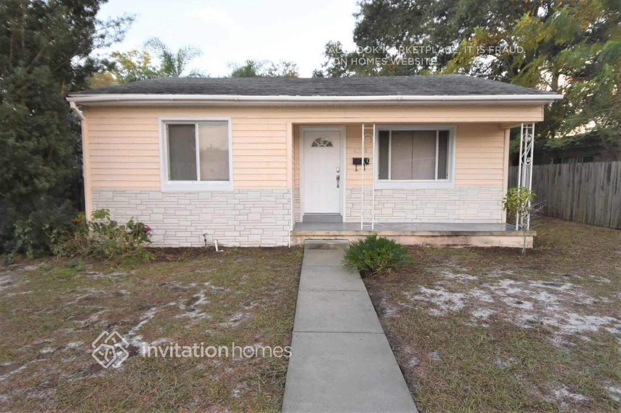 4710 21st Ave N - Photo 2 of 12