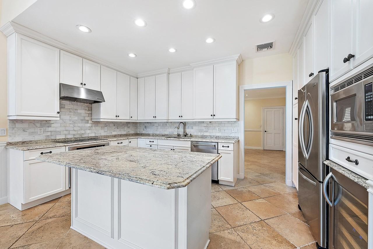 14354 Cypress Island Cir - Photo 6 of 43