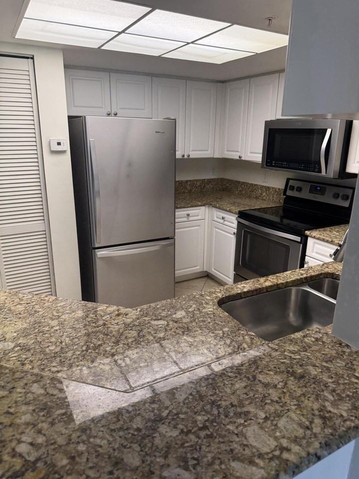 500 Crestwood Blvd N #514 - Photo 7 of 46