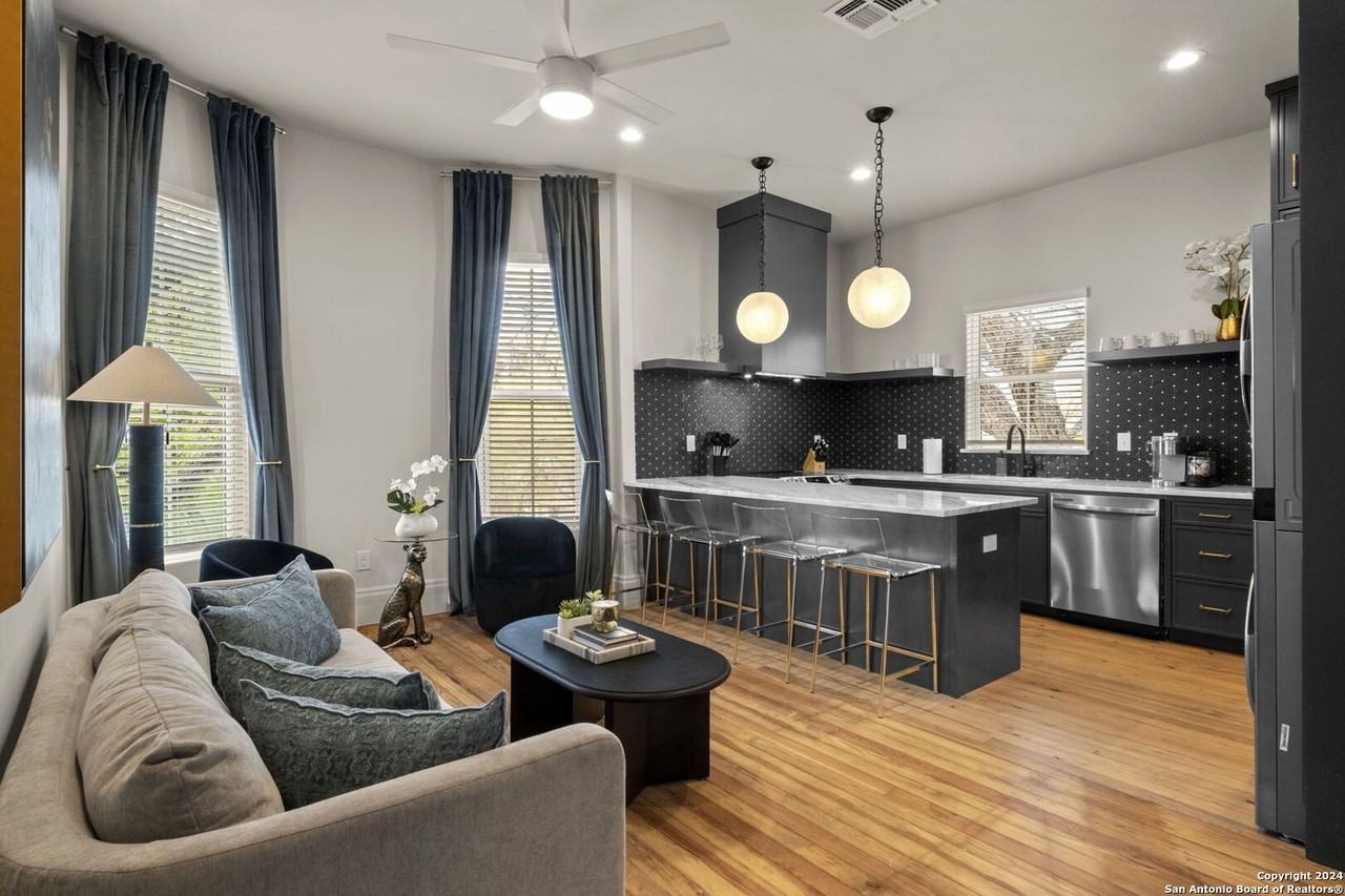 201 E Carson St Unit 2 #2 - Photo 2 of 30