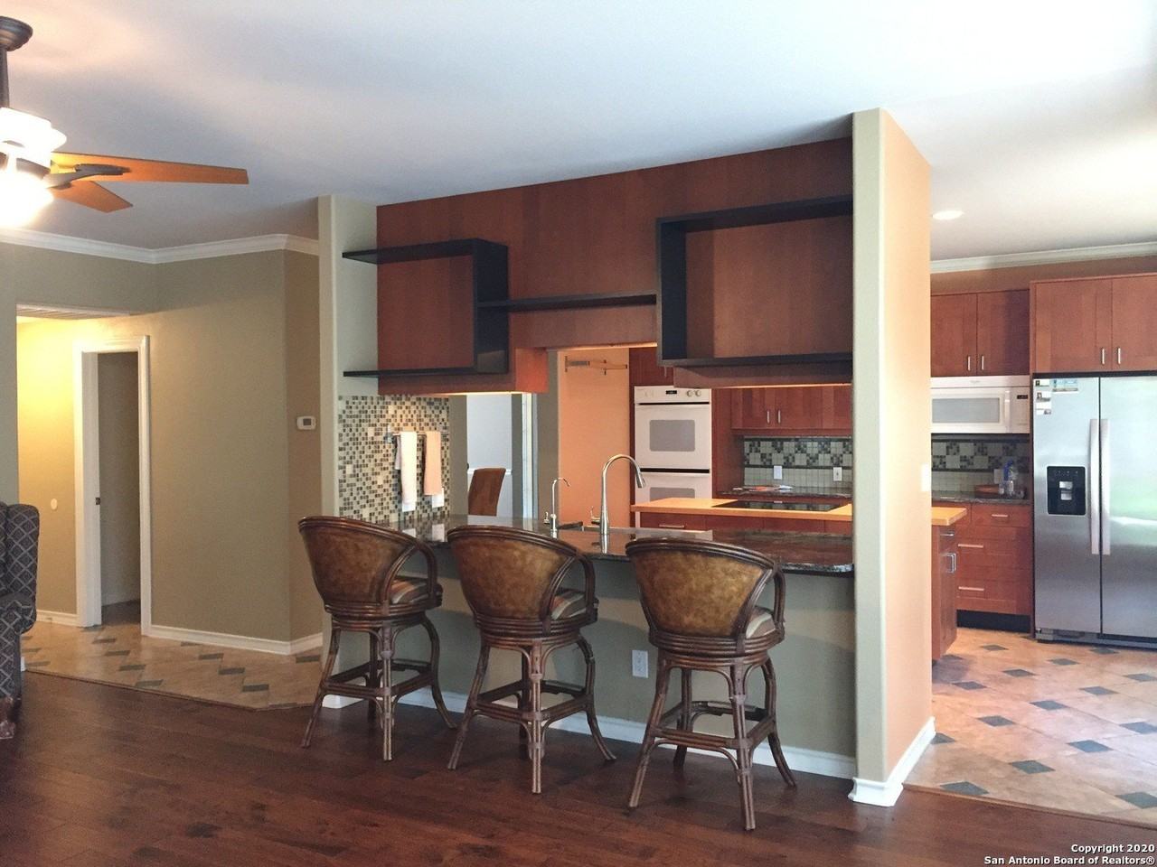 3 Lindquist - Photo 2 of 35