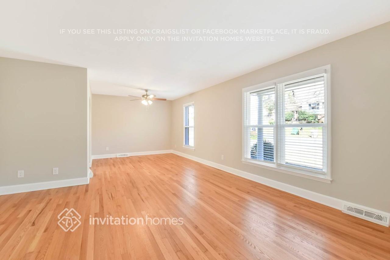 7410 Marlbrook Dr - Photo 6 of 28