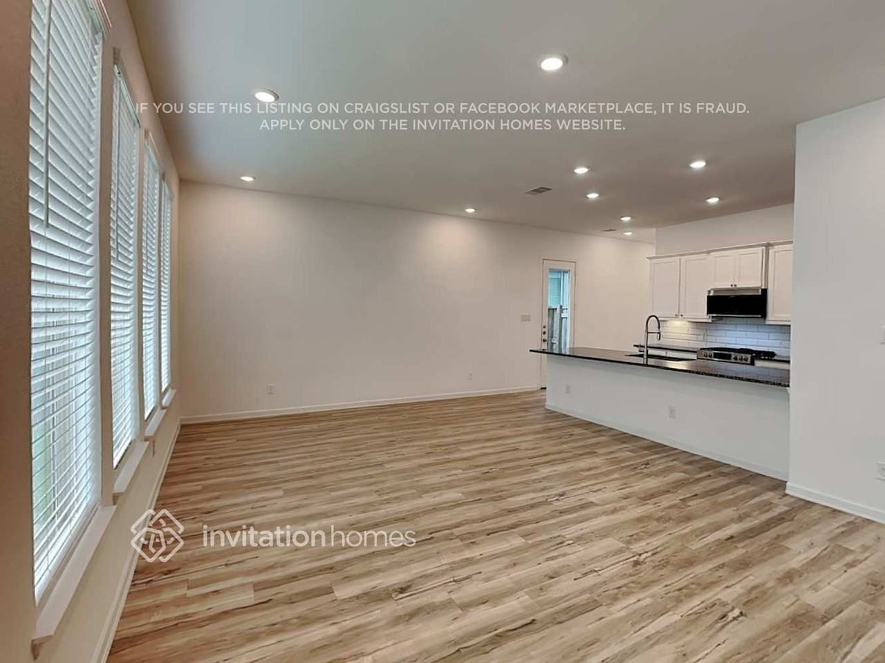 4022 Champlain Way - Photo 5 of 20